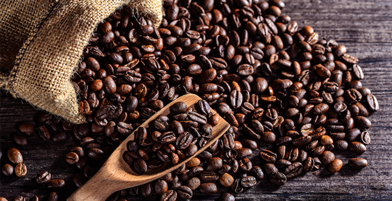 Corretagem na compra de café é despesa e permite crédito de PIS e COFINS, segundo CARF